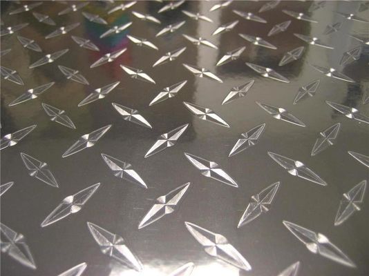 Panneaux argentés de plat de diamant, plancher en aluminium adapté aux besoins du client de plat de contrôleur